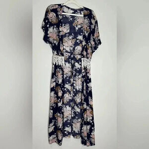 Melrose and Market Women Blue Kimono M